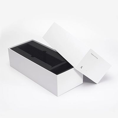 علب منتجات إلكترونية